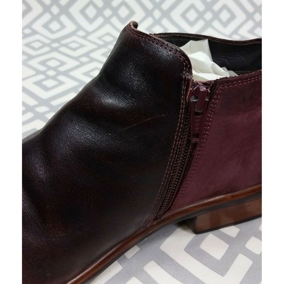 NAOT Helm Side-Zip Ankle Booties Leather Boots 9 - Picture 9 of 12